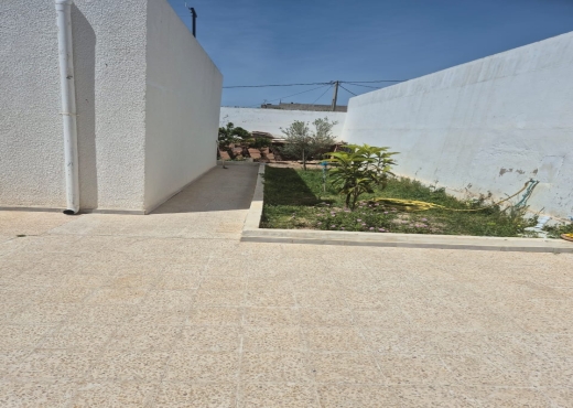 فيلا للبيع وادي الليل منوبة - image 4